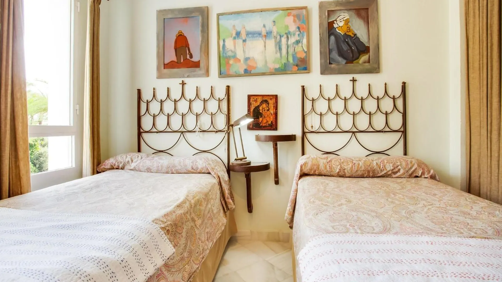 Belvilla By Oyo Apartment In San Roque Cadiz ソトグランデ